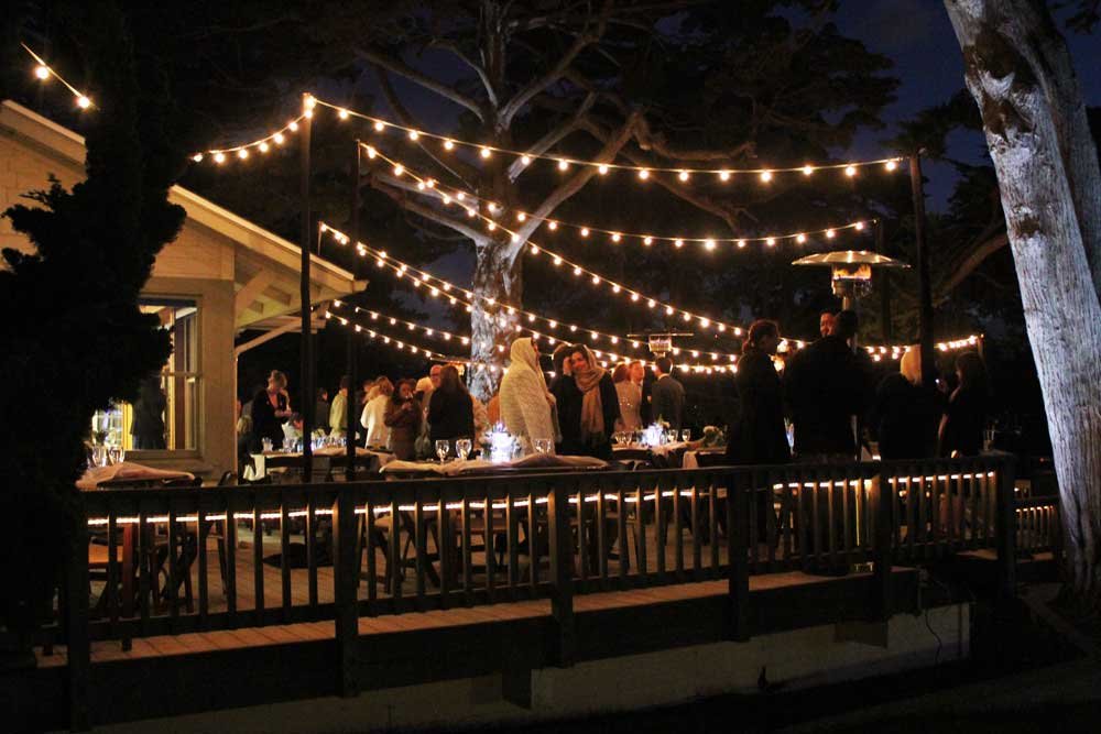 Martin-Johnson-House-Outdoor-Lighting-Market-Lights